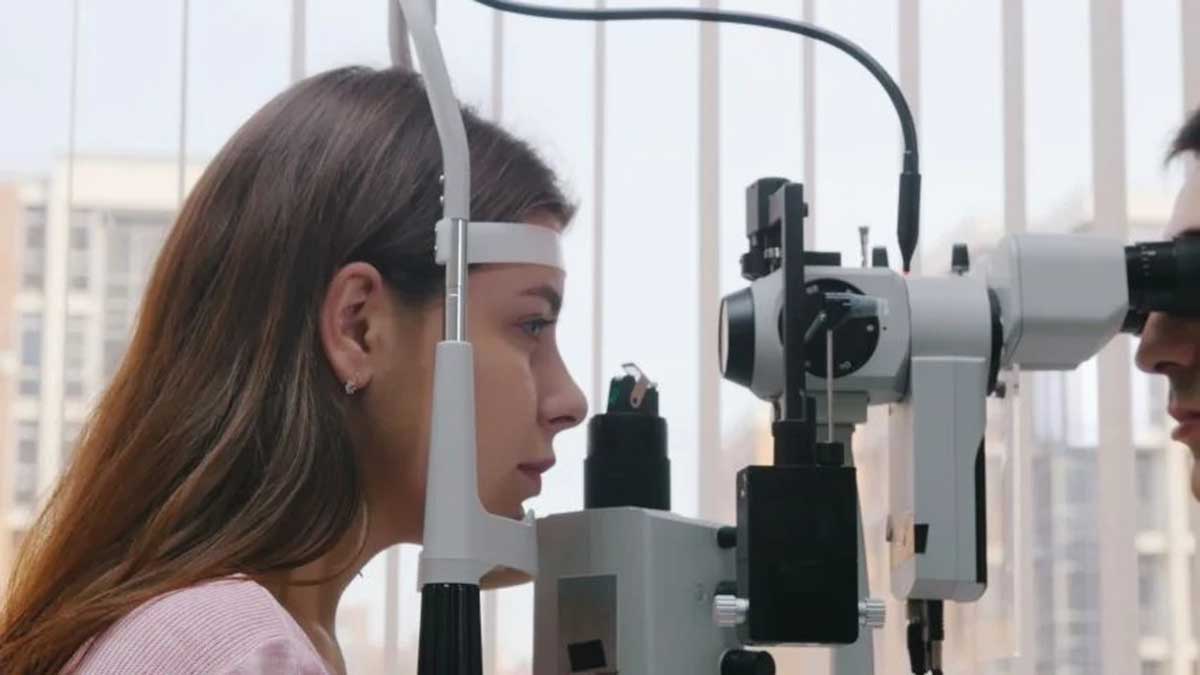 بهترین دکتر الکترومیوگرافی چشم بهترین دکتر نوار عصب و عضله