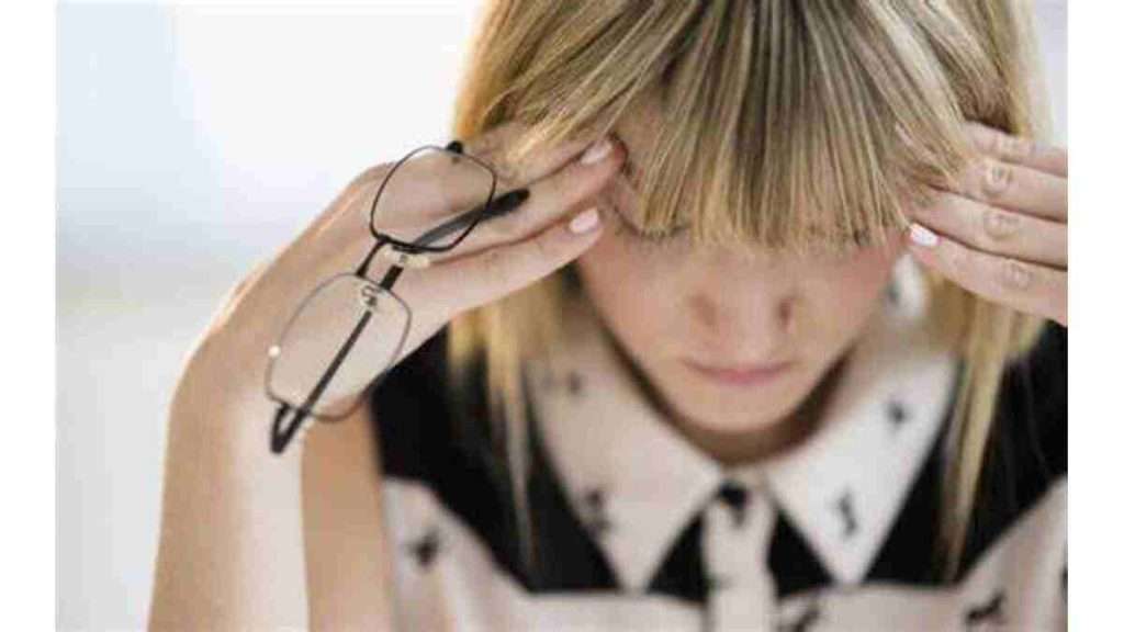 این مرحله می تواند چند ساعت یا چند روز قبل از شروع درد رخ دهد.
علائم این مرحله می تواند شامل موارد زیر باشد:خستگیتحریک پذیریکمبود تمرک
افزایش تشنگی