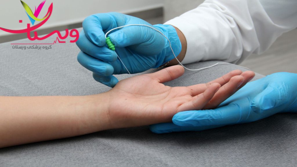 پزشک برای تشخیص بیماری از نوار عصب استفاده می کند