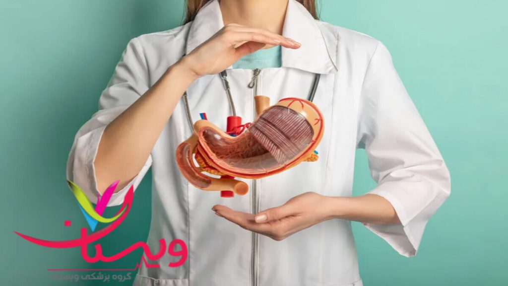 نمادی از معده در دستان متخصص بوتاکس معده