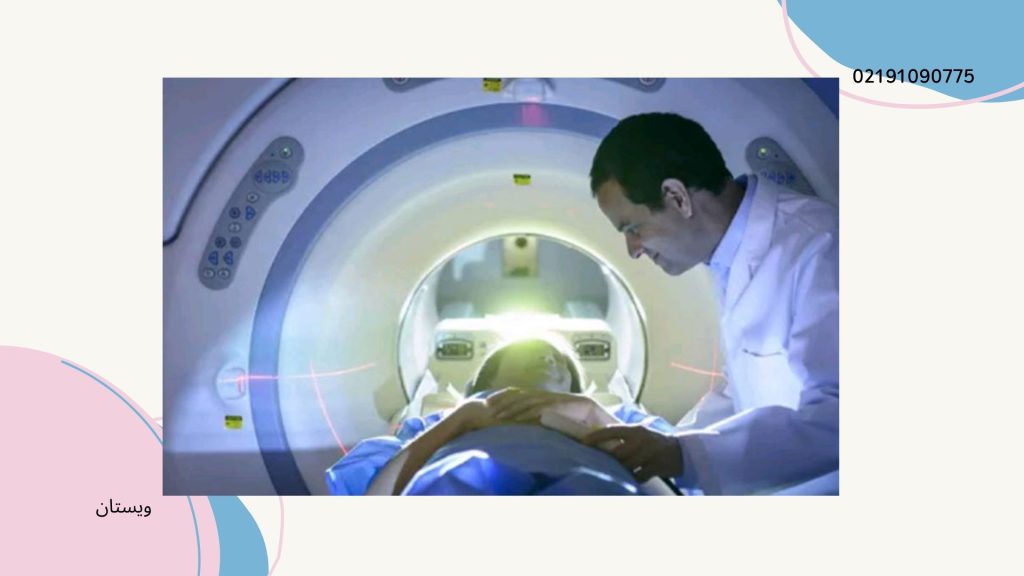 افرادی که مشکوک به بارداری هستند، قبل از انجام ام آر ای به پزشک خود اطلاع دهند. کاشت حلزون گوش یکی از عوارض ام آر آی با تزریق می باشد.