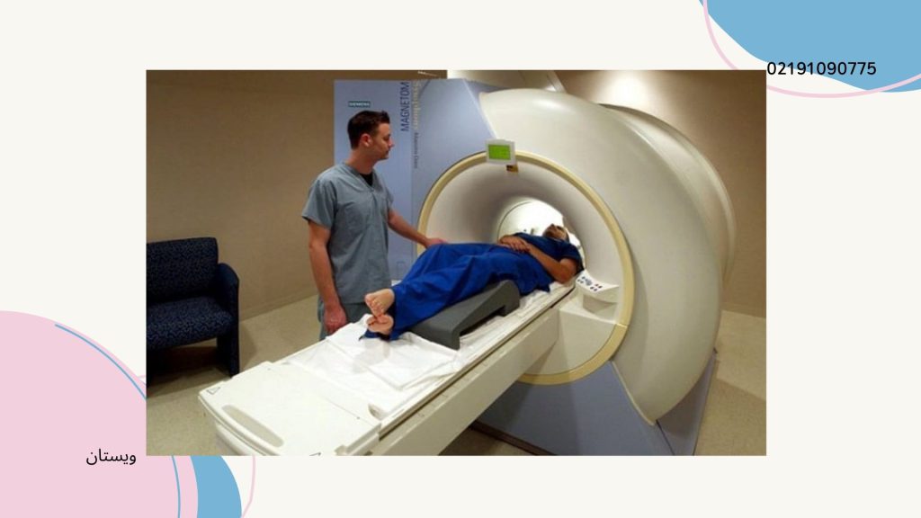 شاید هنگام ام آر آی احساس خفگی کنید، نباید خودتان را تکان دهید. عوارض ام آر آی با تزریق در قدرت میدان مغناطیسی ایجاد شده و قرار گرفتن در معرض انرژی فرکانس رادیویی است که ایجاد می کند.